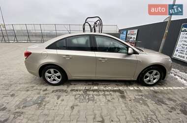 Седан Chevrolet Cruze 2011 в Тернополе