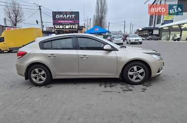 Хэтчбек Chevrolet Cruze 2012 в Киеве