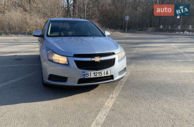 Седан Chevrolet Cruze 2009 в Полтаве