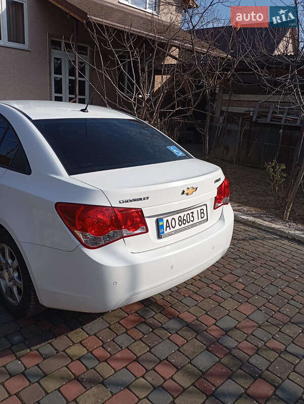 Седан Chevrolet Cruze 2012 в Мукачево фото 6 Седан Chevrolet Cruze 2012 в Мукачево