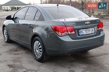 Седан Chevrolet Cruze 2011 в Теофіполі