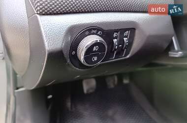 Седан Chevrolet Cruze 2011 в 