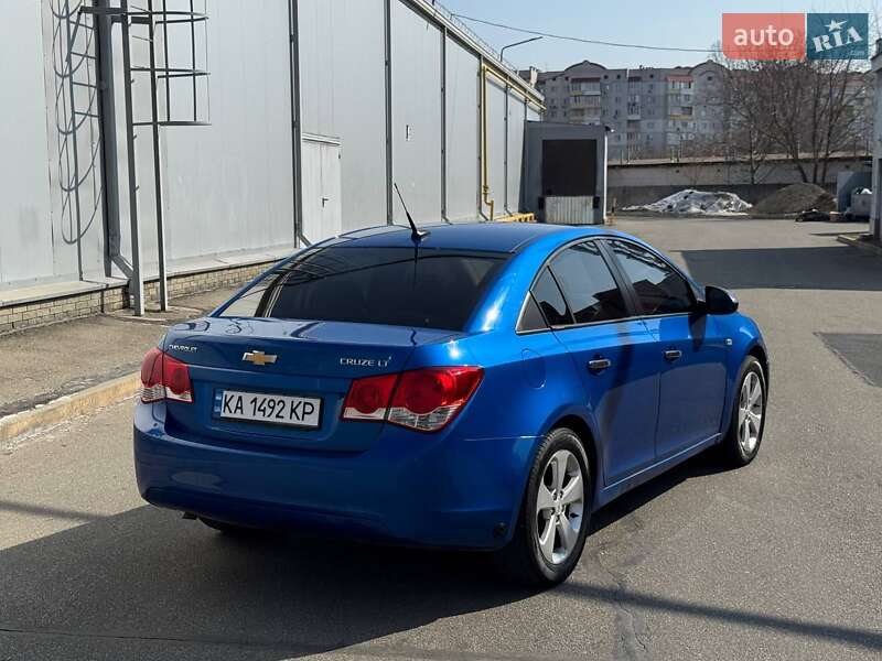 Седан Chevrolet Cruze 2010 в Борисполе
