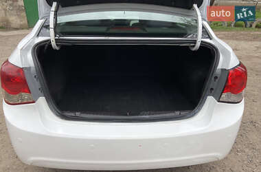 Седан Chevrolet Cruze 2013 в 