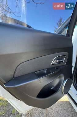 Седан Chevrolet Cruze 2011 в 