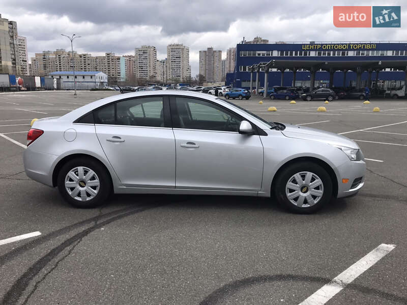 Chevrolet Cruze 2012