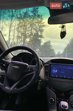 Седан Chevrolet Cruze 2010 в 