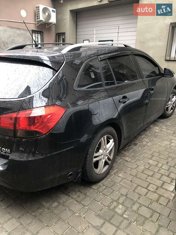 Универсал Chevrolet Cruze 2014 в Львове