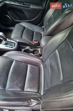 Седан Chevrolet Cruze 2015 в Славянске