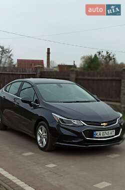 Хэтчбек Chevrolet Cruze 2016 в 