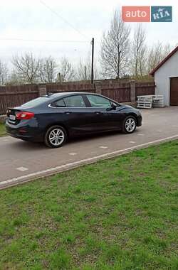 Хэтчбек Chevrolet Cruze 2016 в 