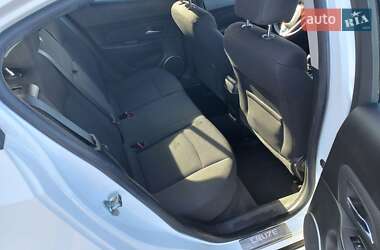 Седан Chevrolet Cruze 2013 в 