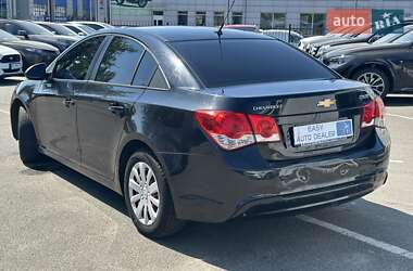 Седан Chevrolet Cruze 2013 в 