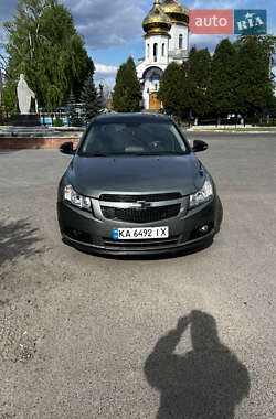 Седан Chevrolet Cruze 2010 в Києві