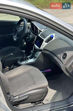 Седан Chevrolet Cruze 2012 в 
