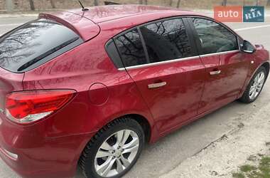 Хетчбек Chevrolet Cruze 2014 в 