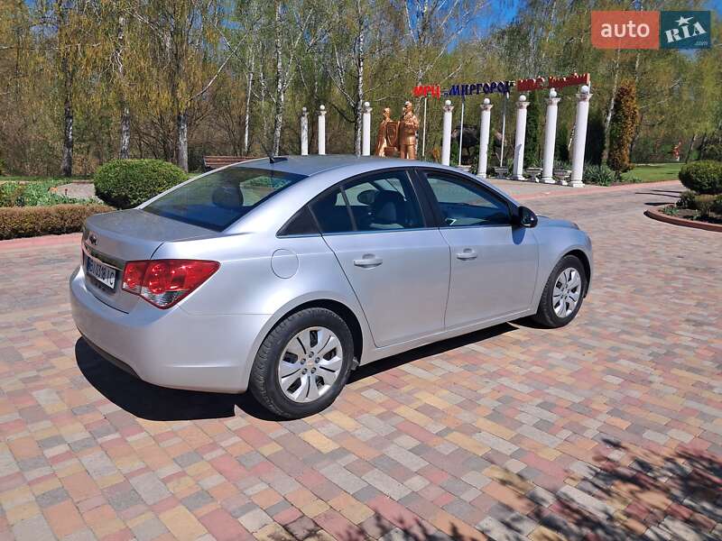 Седан Chevrolet Cruze 2012 в Миргороде