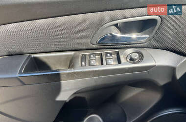 Седан Chevrolet Cruze 2012 в 