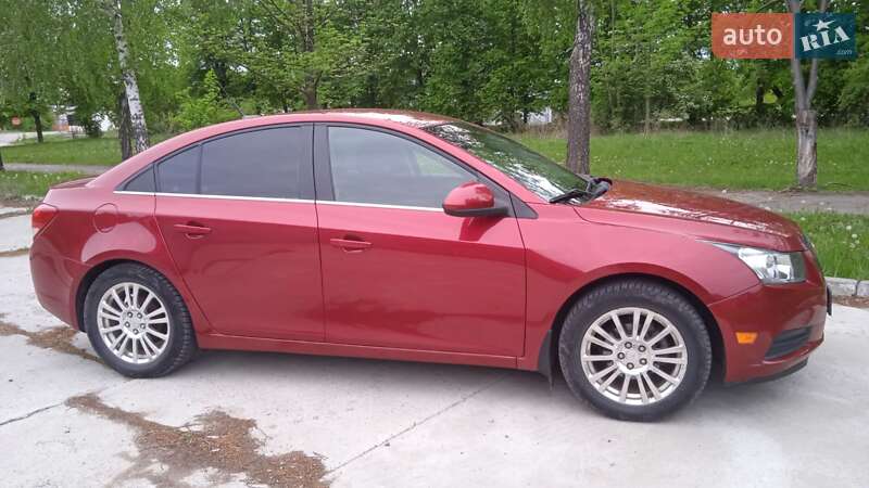 Седан Chevrolet Cruze 2011 в Сумах