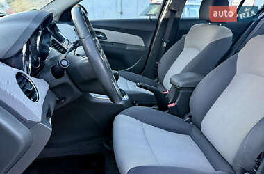 Седан Chevrolet Cruze 2010 в 