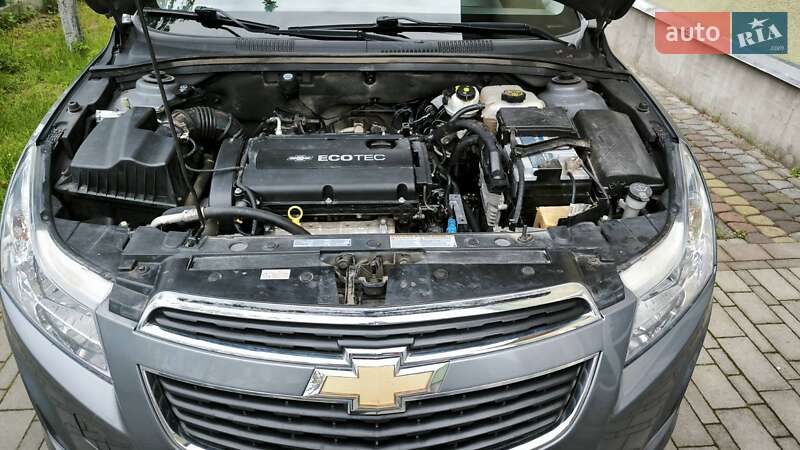 Хетчбек Chevrolet Cruze 2014 в Львові