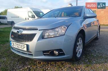 Седан Chevrolet Cruze 2010 в Чернігові