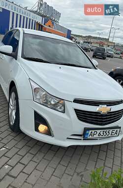 Хетчбек Chevrolet Cruze 2012 в 