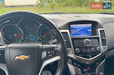 Хетчбек Chevrolet Cruze 2012 в 