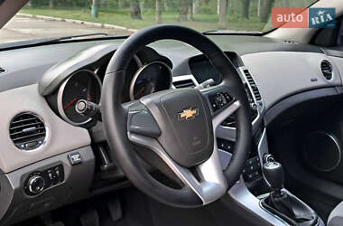 Седан Chevrolet Cruze 2010 в 