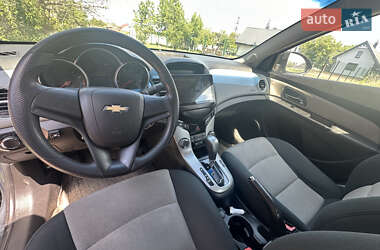 Седан Chevrolet Cruze 2011 в 