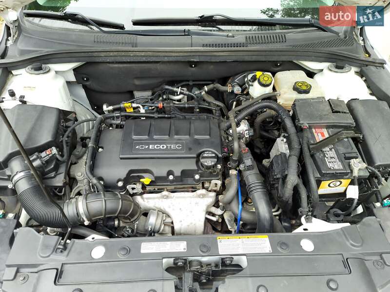 Седан Chevrolet Cruze 2013 в Великодолинском