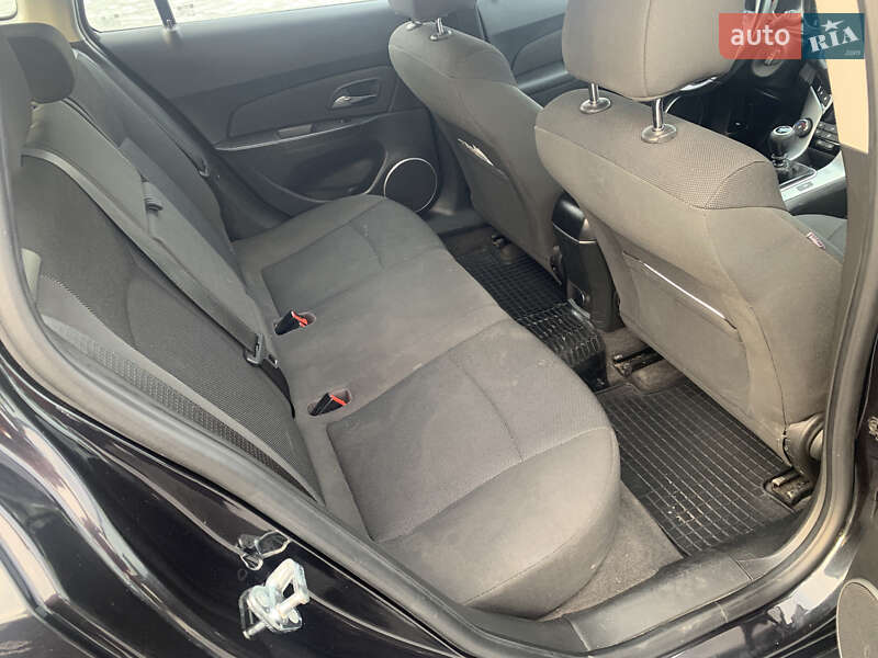 Универсал Chevrolet Cruze 2012 в Каменец-Подольском