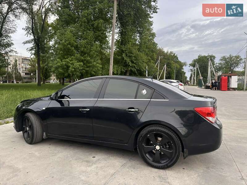 Chevrolet Cruze 2012