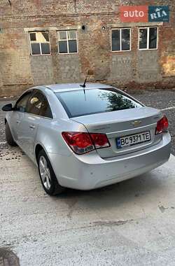 Седан Chevrolet Cruze 2011 в 