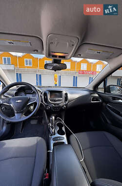 Седан Chevrolet Cruze 2017 в 