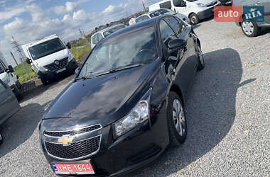 Хетчбек Chevrolet Cruze 2012 в 
