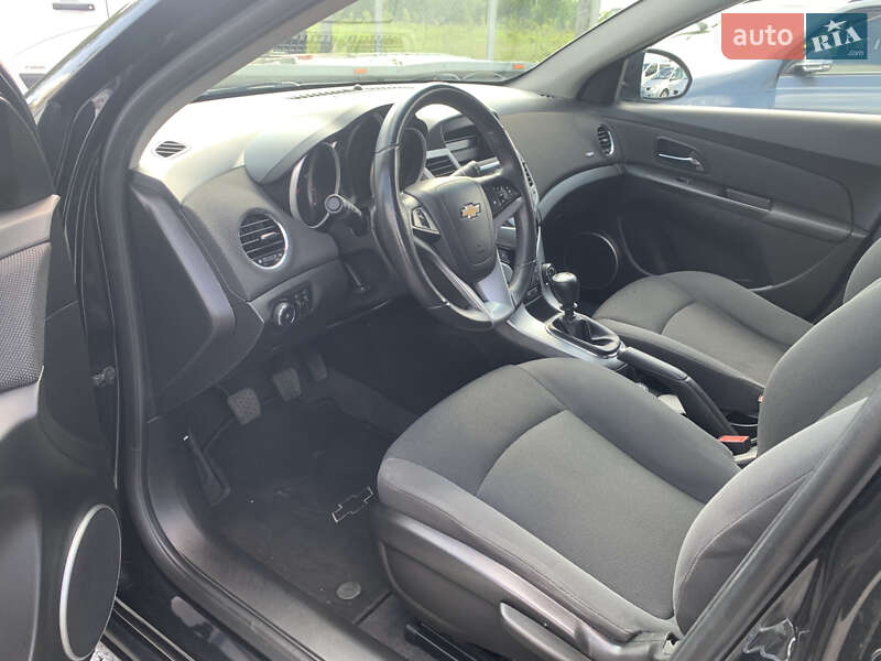 Хетчбек Chevrolet Cruze 2012 в Рівному