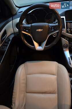 Седан Chevrolet Cruze 2013 в 
