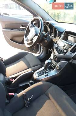 Седан Chevrolet Cruze 2011 в 