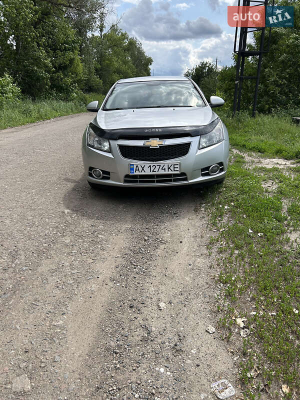 Седан Chevrolet Cruze 2010 в 