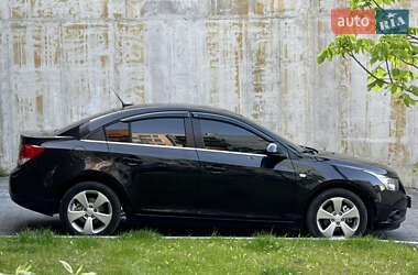 Седан Chevrolet Cruze 2011 в 