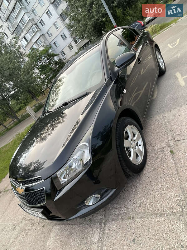 Седан Chevrolet Cruze 2012 в Киеве
