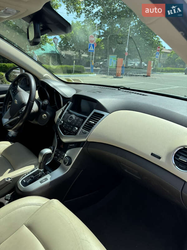 Седан Chevrolet Cruze 2014 в Одесі