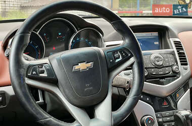 Седан Chevrolet Cruze 2010 в 