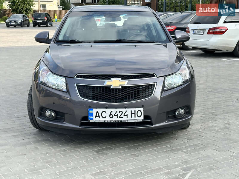 Седан Chevrolet Cruze 2010 в Луцьку