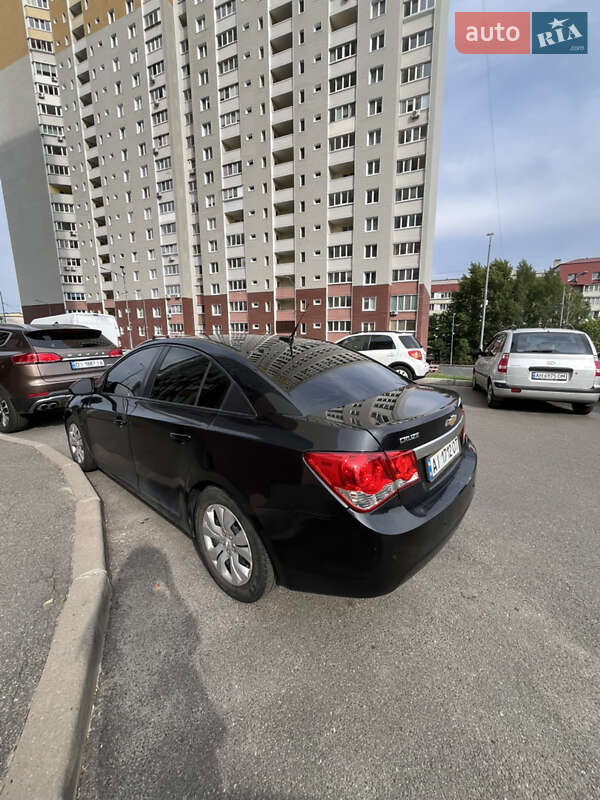 Седан Chevrolet Cruze 2013 в Киеве