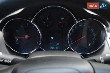 Седан Chevrolet Cruze 2011 в 