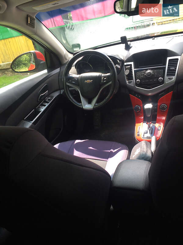 Седан Chevrolet Cruze 2013 в Шостке