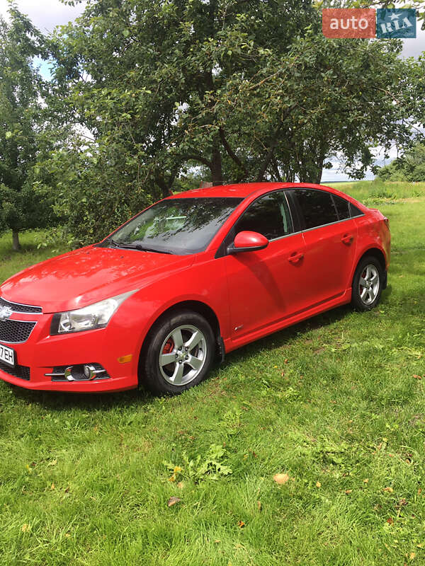 Седан Chevrolet Cruze 2013 в Шостке