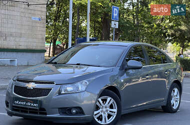 Седан Chevrolet Cruze 2011 в Николаеве